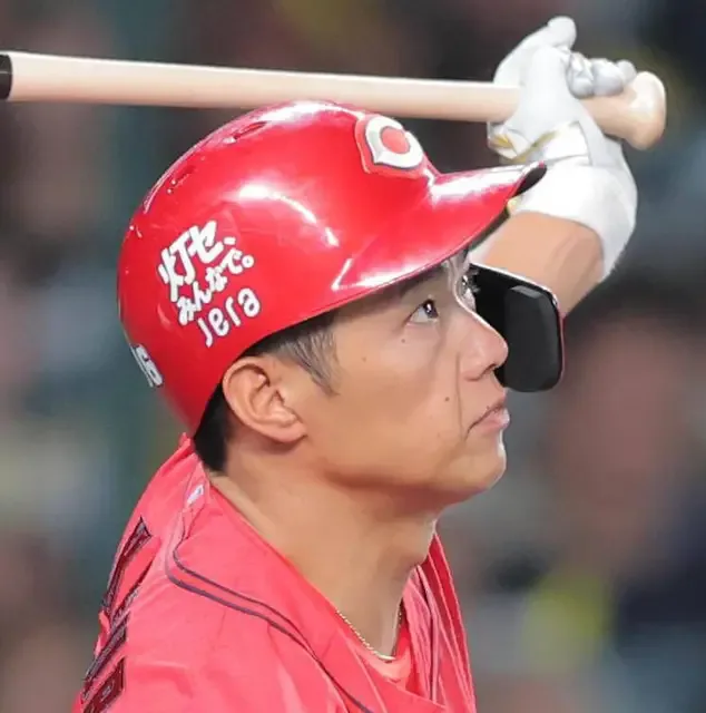 Shosei Nakamura Collects Three Extra-Base Hits in Career First as Carp Fall to Swallows