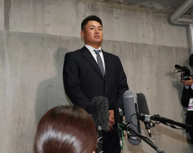 Shunsuke Tamura Reflects on Carp Departure: “I’m Full of Gratitude for the Five Years They Gave Me”