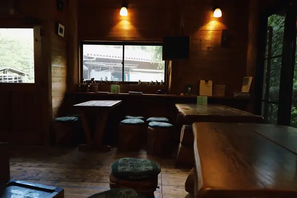 Coffee House Saku Saku / コーヒーハウス 咲く咲く