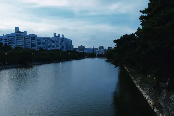 Hidden Sunset Spot behind Hiroshima Gokoku Shrine / 広島城・護国神社裏の夕景スポット
