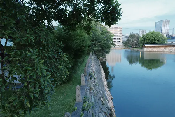Hidden Sunset Spot behind Hiroshima Gokoku Shrine / 広島城・護国神社裏の夕景スポット