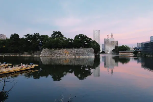 Hidden Sunset Spot behind Hiroshima Gokoku Shrine / 広島城・護国神社裏の夕景スポット